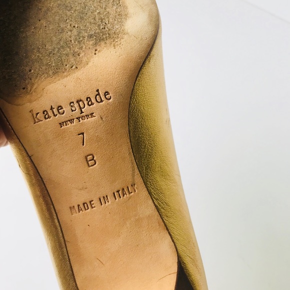 Kate spade Gold Leather Shoes Size 7B - Picture 7 of 8